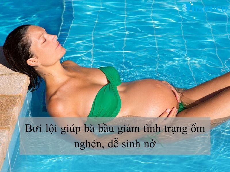 Lợi ích bơi lội khi mang thai