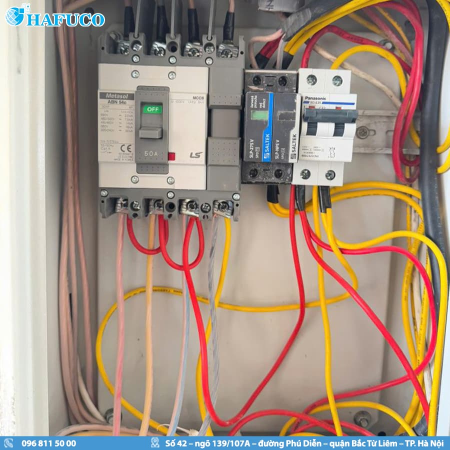 Dự án đấu điện test bơm - vệ sinh bể bơi tại Sơn Tây