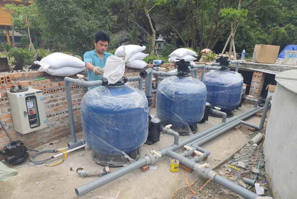 Mẫu thiết kế bể bơi ngoài trời