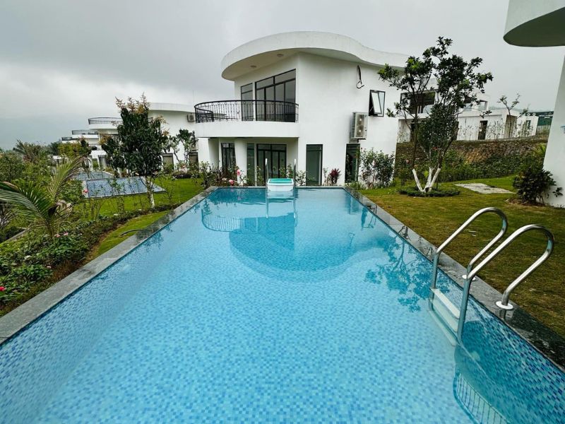 Hafuco bàn giao công trình vệ sinh và lắp đặt thiết bị bể bơi tại Quảng Ninh