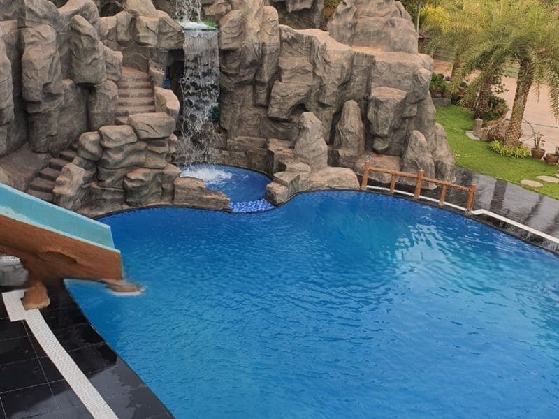 Hafuco bàn giao công trình thi công bể bơi kinh doanh tại Lào