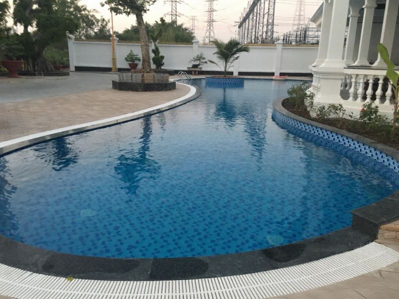 Hafuco bàn giao công trình thi công bể bơi cho anh Chánh tại Đồng Tháp