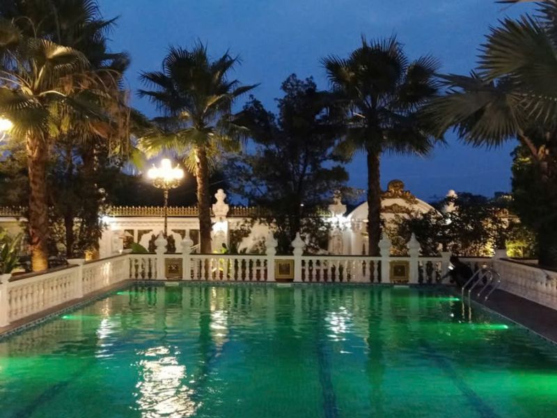 Hafuco bàn giao công trình lắp đặt đèn bể bơi cho anh Hùng tại Hải Phòng
