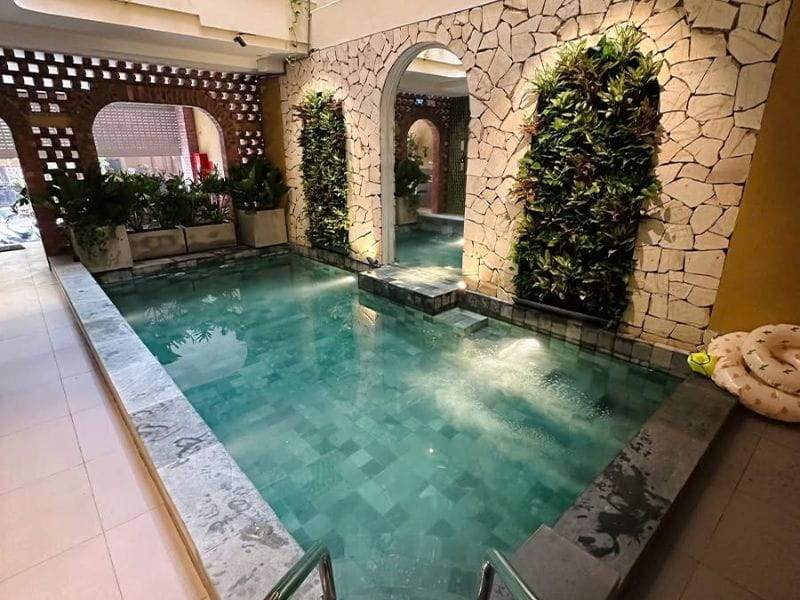 Hafuco bàn giao công trình thi công bể bơi cho chị Nụ ở Đống Đa