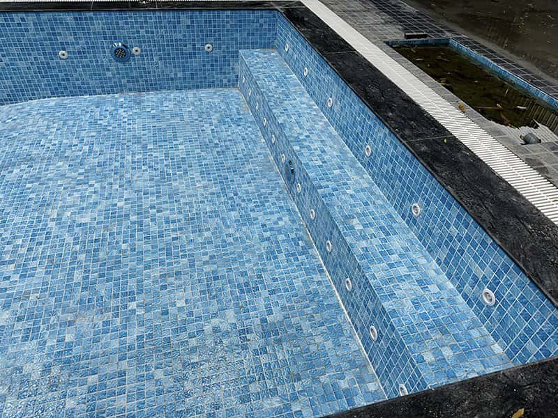 Hafuco bàn hoàn thiện trình thi công bể bơi tại xã Tân Cương, Thái Nguyên